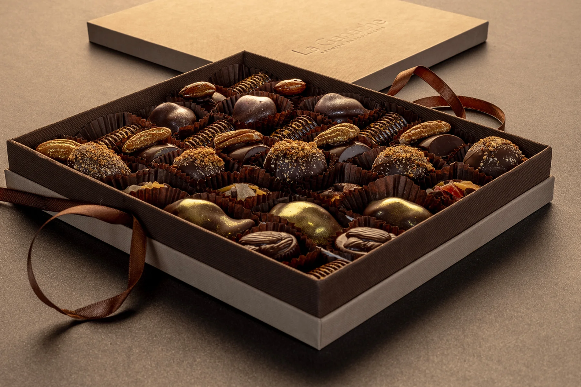 Artisan Chocolate Luxury Packaging Manufacturer